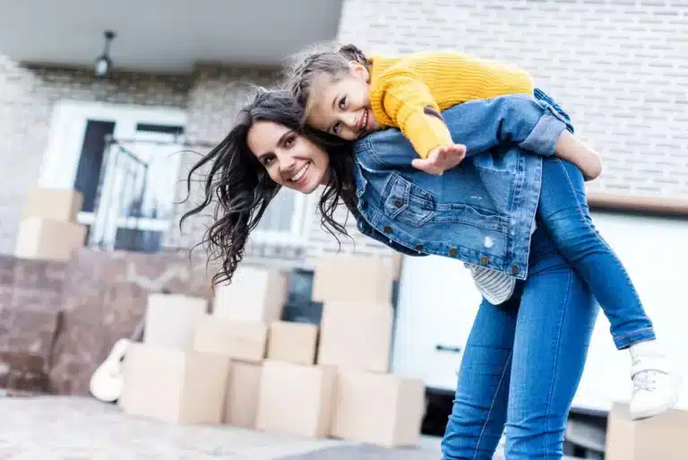 Navigating real estate as a single mom with the right agent